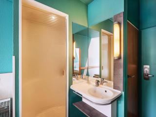 B&B HOTEL Freiburg-West - Friburgo in Brisgovia - 6