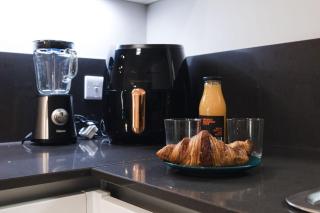 High End 2 Bedroom Apartment St Julians - 8