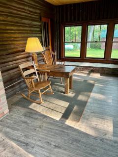 Cozy Private Log Cabin on acreage - - 8