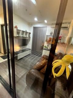 Octopus Suite on HighRise, Skytrain, Fast Wifi and AC - 9