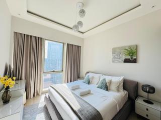 Grande Downtown Dubai - Luxury 1BR Apt near Burj khalifa and Dubai Mall - 2