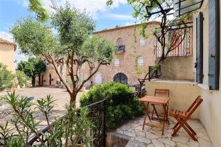 L’oustaou de Ventabren Village Square - 6