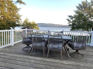 A Peaceful Waterfront Escape - La Perle du Lac - Degelis - 4