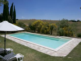 Tuscan Hilltop Farm Stay - 2