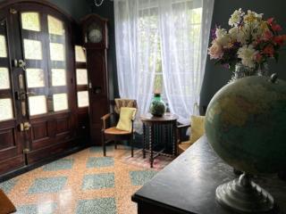 Charming house with garden - 0