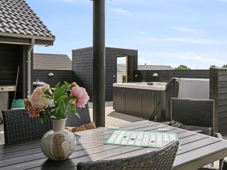 Luxury Retreat in Mommark - By Traum Ferienwohnungen - Sarup - 2