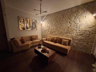 Mainalo View House - Vitina - 6
