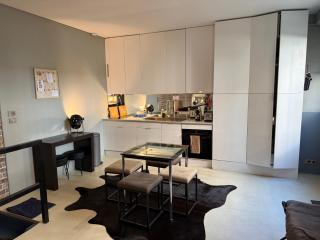 Loft atypique avec terrasse, calme et cosy - 9