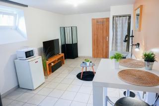 Cosy Cocon - Parking et Wifi Gratuit - Proche Luxembourg - idéal Professionnel ou Couple - OFFRE SPÉCIALE - Nilvange - 7