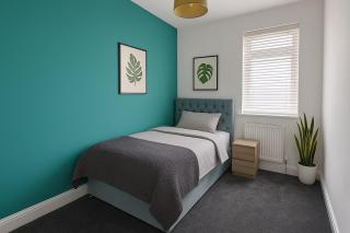 Coastal Haven - Steps From Beach - 2