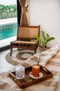Orana Villa - Stunning Tropical 3BR near Canggu with Pool - 4