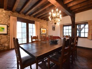 Large hunting lodge with enormous beautiful garden - 3