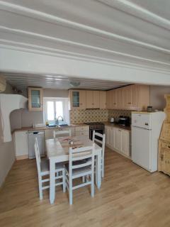 Cosy Escape in Galaxidi - 2