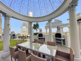 Beautiful Studio Prime location Pool & Gym - 4