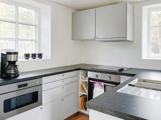 10 person holiday home in KATTHAMMARSVIK - Katthammarsvik - 1