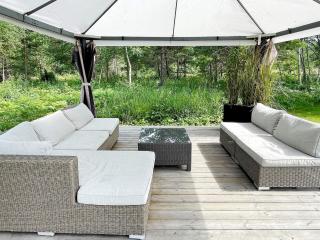 10 person holiday home in KATTHAMMARSVIK - Katthammarsvik - 8