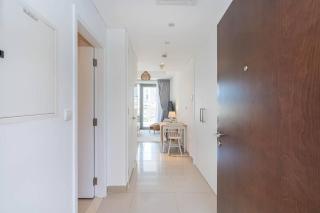 RBA Holidays - Luxury Studio near Burj Khalifa - Downtown Dubai - 3