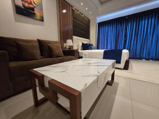 Ocean Breeze Condo - 4