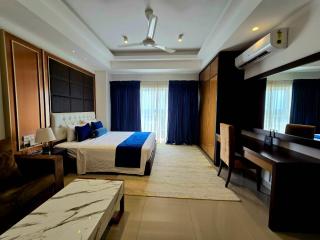 Ocean Breeze Condo - 5