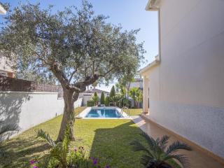 Belvilla by OYO Casa Linda - 2