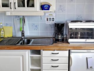 3 person holiday home in Gullholmen - 3