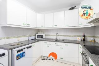 #047 Families Only - Almond Tree by Home Holidays - 9