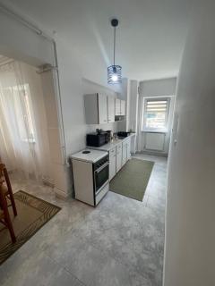 Apartament Central cu Balcon - 1