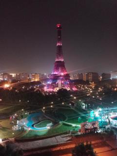 Premier in Holidays home - Lahore - 6