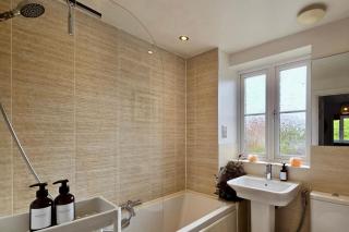 Newbury Garden Retreat - Headley - 3