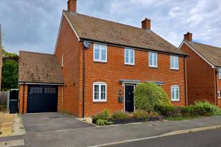 Newbury Garden Retreat - Headley - 0
