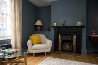 Cosy City-Centre House near Train Station & Business School, with Garden - 7