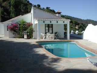 Holiday Home in Casares with Pool & Sea Views - Casares - 0