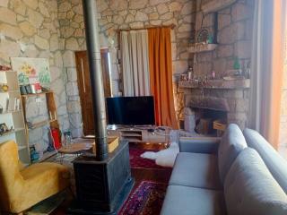 Stone house in nature, 10 minutes to the city, on the peak - Çanakkale - 0