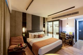 Hotel Limon - Near Huda City Centre I Balcony Rooms - 2