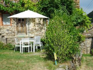 Holiday Home in Villeneuve near River Beach - Villeneuve-dʼAllier - 8