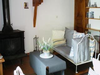 Holiday Home in Villeneuve near River Beach - Villeneuve-dʼAllier - 5