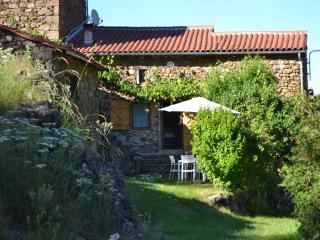 Holiday Home in Villeneuve near River Beach - Villeneuve-dʼAllier - 0
