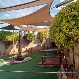 Tawana Guesthouse - Rustenburg - 5