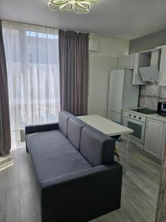 Nyvky Like Home - Файна Таун із сезонним басейном - Кв 6 низький поверх - 0