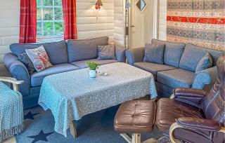 Cozy Home In Lavik With House Sea View - 5