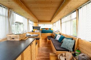 Autobuseek - Unique Stay in Karosa 735 - Liptovský Mikuláš - 9