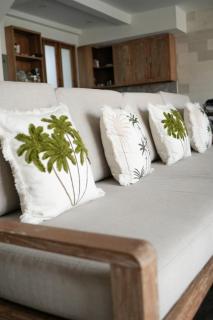 Balinese Guesthouse with Pool, Rooftop & Digital Nomad Ready - 4