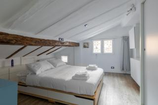 Casa De' Chiari, in the historic center - 0