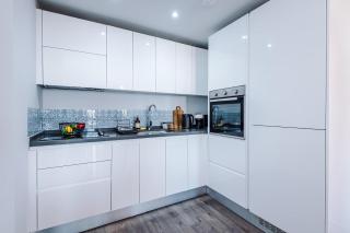 Stylish 2 Bed by 53 Degrees Property, Near Albert Dock & Baltic Triangle - 3