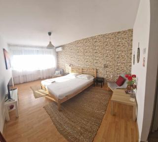 Apartament mic dar cochet - 0