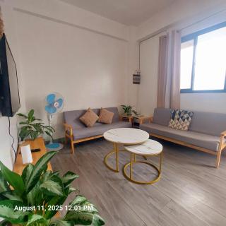 Logan's Transient Home- U1 Apartment with Balcony - Baguio - 4