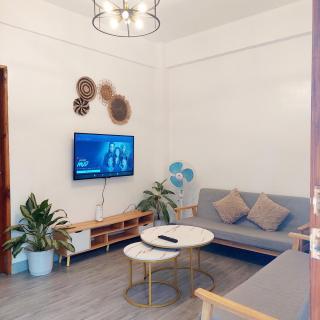 Logan's Transient Home- U1 Apartment with Balcony - Baguio - 7