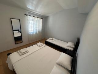 Villa Marija- Apartments with shared pool just 100m from beach - Pirovac - 1