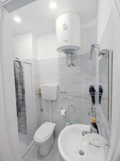 Dimora dello Stretto Intero Appartamento 4 posti Self Check-in Cucina Lavatrice Vicino Policlinico - 9