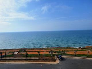 Sea View Apartment - 1